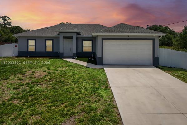 910 Richmond Ave N, Lehigh Acres, Florida 33972, image 2