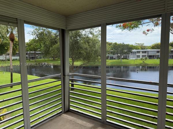 Oaks Terrace At Palm-Aire, 4261 W Palm Aire Dr #202, Pompano Beach, Florida 33069, image 2