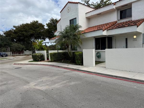 Terra Bella, 11749 Terra Bella Blvd, Plantation, Florida 33325, image 2