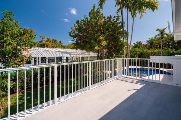 Mashta Island, 669 S Mashta Dr, Key Biscayne, Florida 33149, image 1