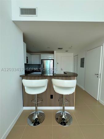 Met 1, 300 S Biscayne Blvd #L-1218, Miami, Florida 33131, image 2