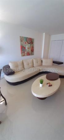 Plaza Of The Americas, 16919 N Bay Rd #608, Sunny Isles Beach, Florida 33160, image 1