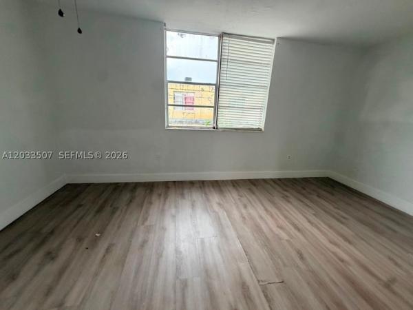274 NE 141st St #3C, Unincorporated Dade County, Florida 33161, image 2