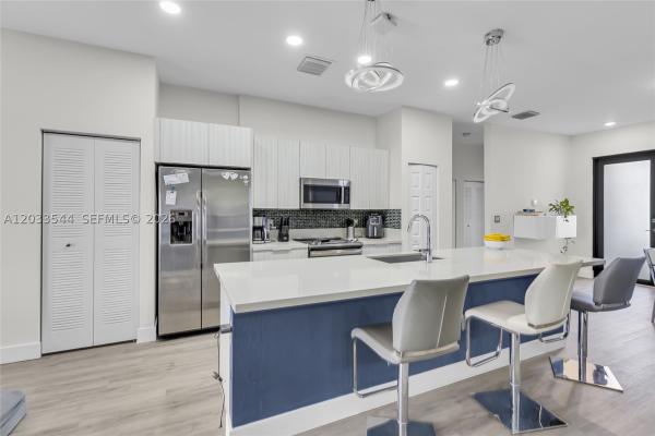 Apex At Park Central, 7925 NW 104th Ave #28, Doral, Florida 33178, image 1