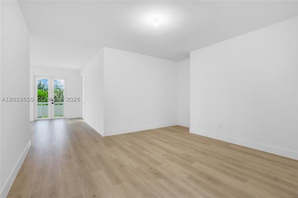 2210 SW 122nd Ter, Davie, Florida 33325, image 2