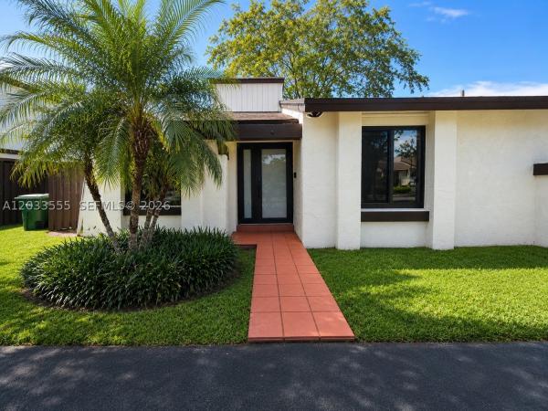 12737 SW 68th Ter, Unincorporated Dade County, Florida 33183, image 1