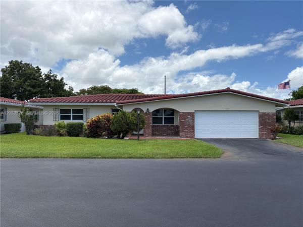 Crystal Lake Villas, 1221 NW 44th St #., Deerfield Beach, Florida 33064, image 1