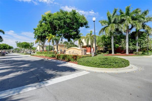 The Shores At Isles Of Bayshore, 9303 SW 227th St #4-3, Cutler Bay, Florida 33190, image 3