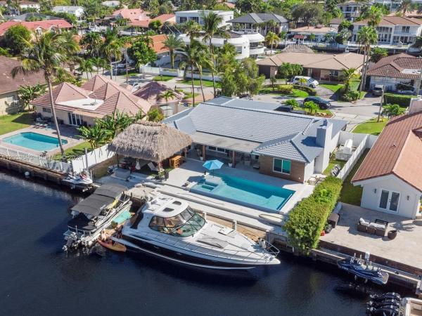 Eastern Shores, 3325 NE 167th St, North Miami Beach, Florida 33160, image 1