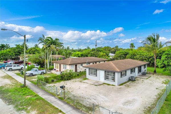 McClure Manors, 1011 NW 9th St, Homestead, Florida 33030, image 2