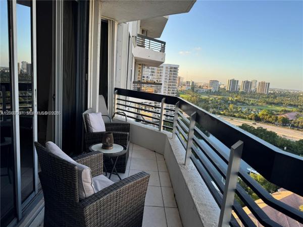 Mystic Pointe Tower 500, 3530 Mystic Pointe Dr #1907, Aventura, Florida 33180, image 1