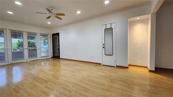 Whitehall At Bal Harbour, 20 Park Dr #4A, Bal Harbour, Florida 33154, image 1