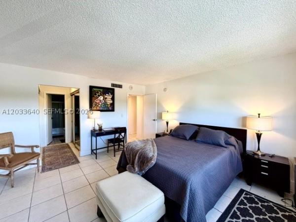 Waterside Towers, 2450 NE 135th St #704, North Miami, Florida 33181, image 1