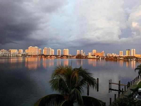 Reef North, 16546 NE 26th Ave #4C, North Miami Beach, Florida 33160, image 2