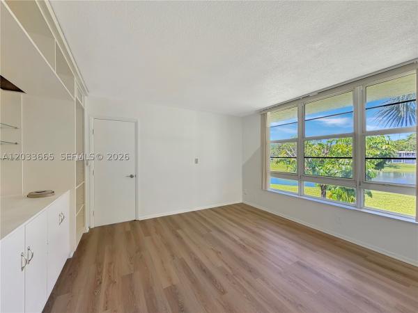 Palm-Aire Country Club 6, 3641 Oaks Clubhouse Dr #201, Pompano Beach, Florida 33069, image 1