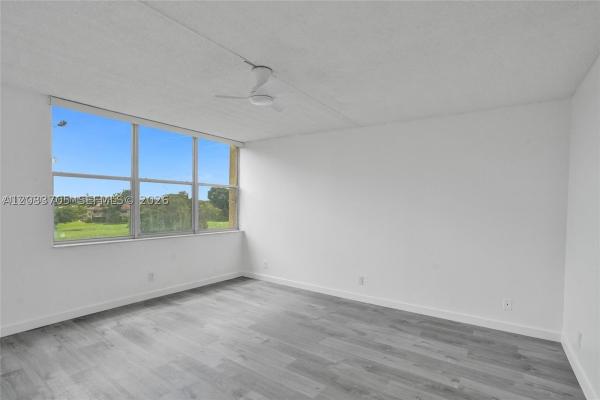 Environ 2, 3821 Environ Blvd #403, Lauderhill, Florida 33319, image 1