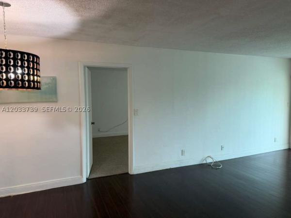 Racquet Club Village, 140 Lakeview Dr #211, Weston, Florida 33326, image 2