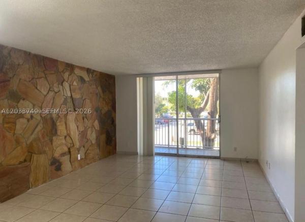8421 NW 8th St #203, Unincorporated Dade County, Florida 33126, image 2