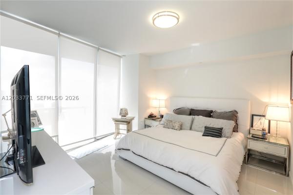 Icon Brickell Tower 2, 495 Brickell Ave #4703, Miami, Florida 33131, image 1