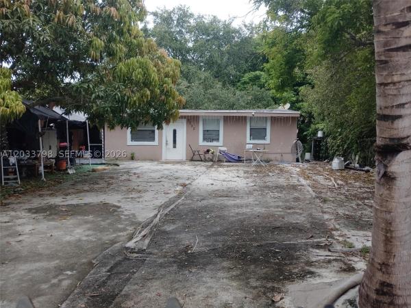 1725 NW 111th St, Unincorporated Dade County, Florida 33167, image 1