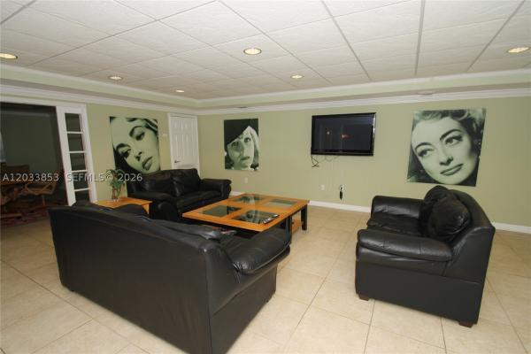 Pine Crest Village At Victoria Park, 151 NE 16th Ave #174, Fort Lauderdale, Florida 33301, image 1