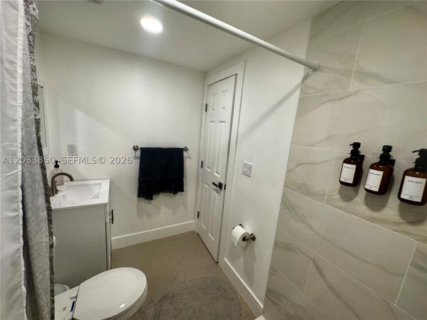 Collier Manor, 1464 NE 28th St, Pompano Beach, Florida 33064, image 1
