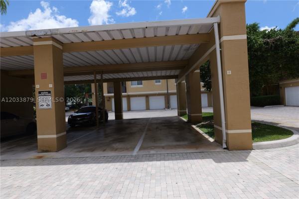 Paragon Plantation, 771 N Pine Island Rd #308, Plantation, Florida 33324, image 2