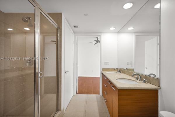 50 Biscayne, 50 Biscayne Blvd #3802, Miami, Florida 33132, image 1