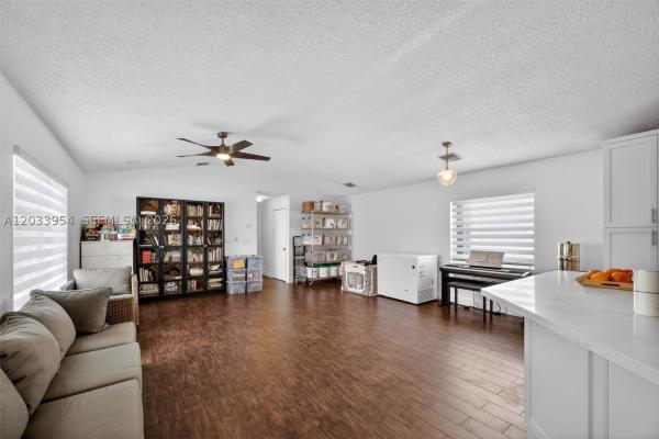Alhambra, 685 SW 198th Ter, Pembroke Pines, Florida 33029, image 2