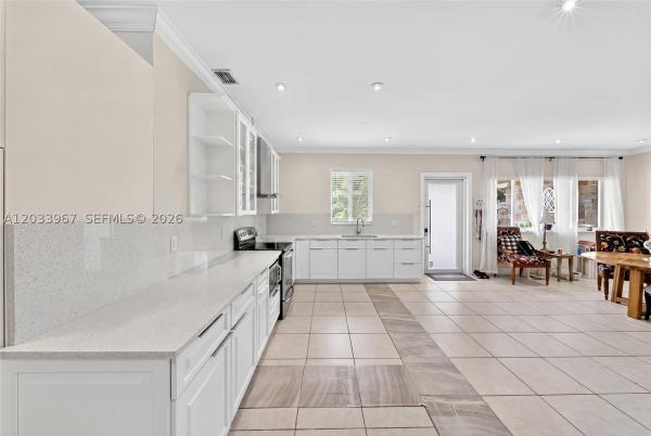 8250 SW 118th Ter, Unincorporated Dade County, Florida 33156, image 3