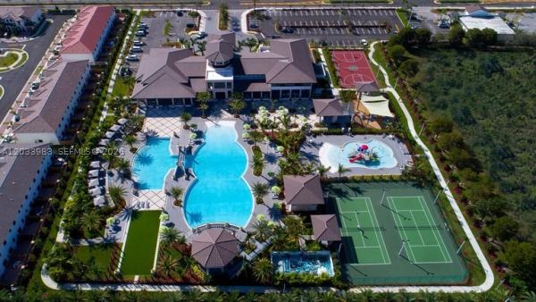 Pinnacle At Park Central, 7635 NW 103rd Pl, Doral, Florida 33178, image 2