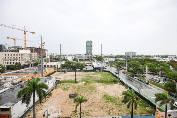 Burleigh House, 7135 Collins Ave #735, Miami Beach, Florida 33141, image 3