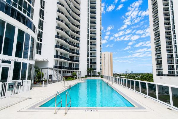 Tdr Tower 2, 15901 Collins Ave #403, Sunny Isles Beach, Florida 33160, image 3