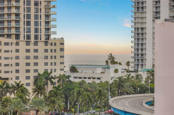 Plaza Of The Americas, 17021 N Bay Rd #423, Sunny Isles Beach, Florida 33160, image 3