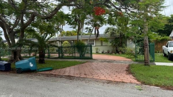 6081 SW 109th Ct, Unincorporated Dade County, Florida 33173, image 2