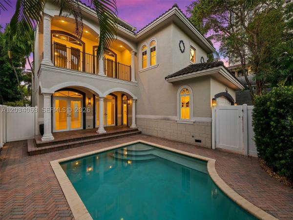 Colee Hammock, 821 SE 2nd Ct, Fort Lauderdale, Florida 33301, image 1
