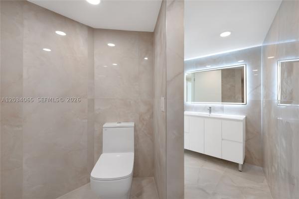 Mayfair House, 3590 S Ocean Blvd #410, South Palm Beach, Florida 33480, image 2