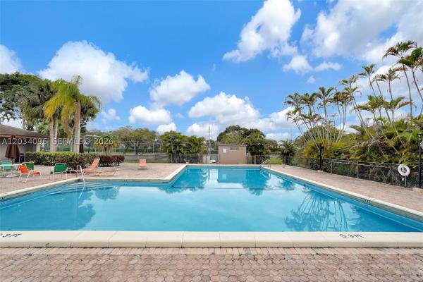 10825 SW 112th Ave #216, Unincorporated Dade County, Florida 33176, image 2