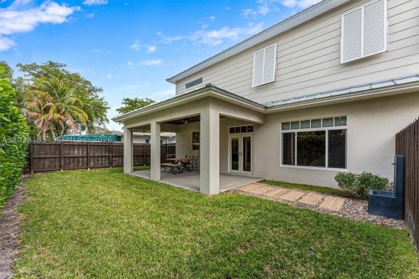 Hillsboro Isles, 2431 NE 20th Ave, Lighthouse Point, Florida 33064, image 2