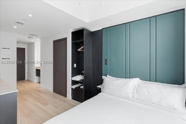 20 NE 11th #4803, Miami, Florida 33132, image 1