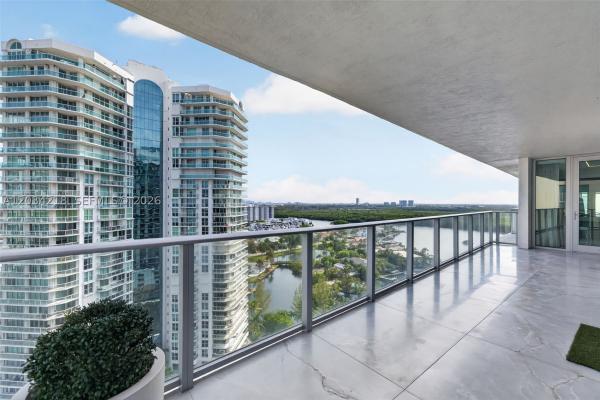 Parque Towers, 300 Sunny Isles Blvd #4-1902, Sunny Isles Beach, Florida 33160, image 3