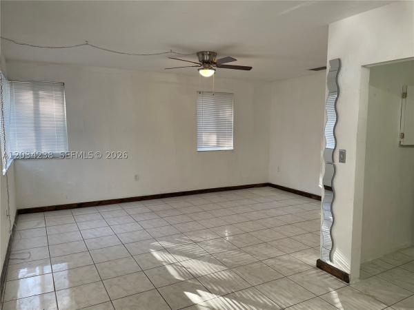 De Hedouvilles, 3389 William Ave, Miami, Florida 33133, image 3