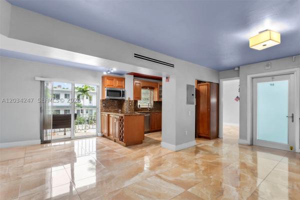 1820 James, 1820 James Ave #2F, Miami Beach, Florida 33139, image 2