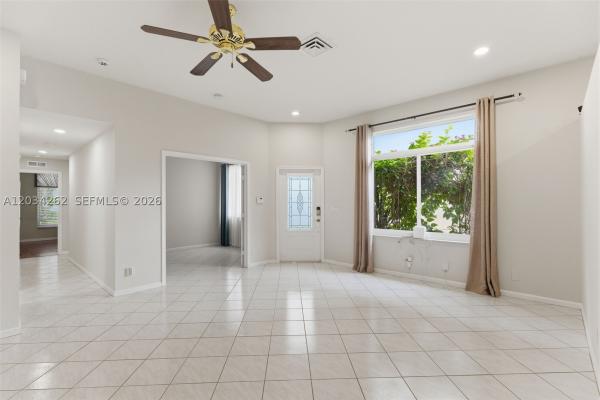 Sandpiper Landing, 6530 Sandpiper Dr, Coconut Creek, Florida 33073, image 2