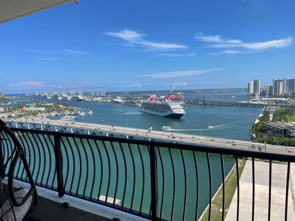 Venetia, 555 NE 15th St #33-H, Miami, Florida 33132, image 3