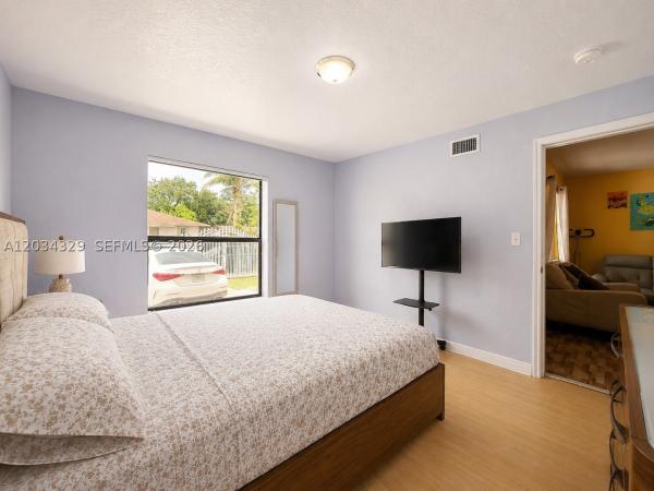 2160 NW 98th St, Unincorporated Dade County, Florida 33147, image 2