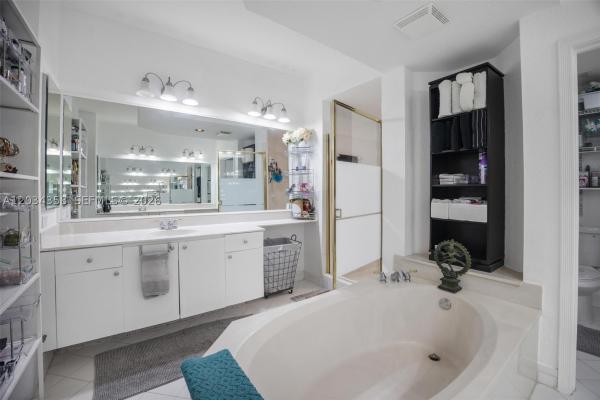 Captiva At Doral Isles, 10720 NW 66th St #202, Doral, Florida 33178, image 2