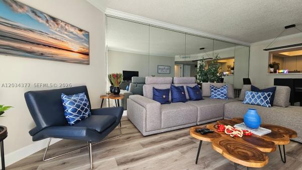 DoubleTree By Hilton Ocean Point Resort & Spa, 17375 Collins Ave #2304, Sunny Isles Beach, Florida 33160, image 1