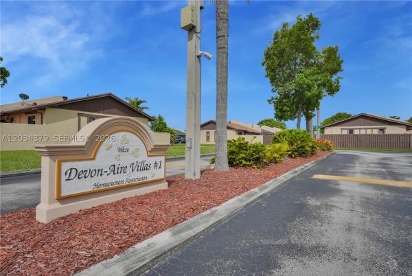 10953 SW 122nd Ct, Unincorporated Dade County, Florida 33186, image 2