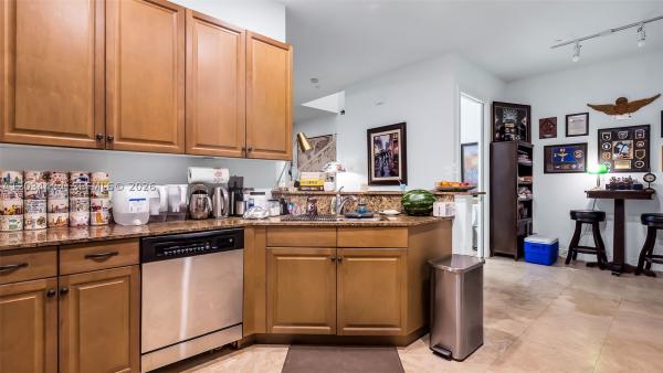 Tuscany Village, 425 NE 69th Cir, Boca Raton, Florida 33487, image 2